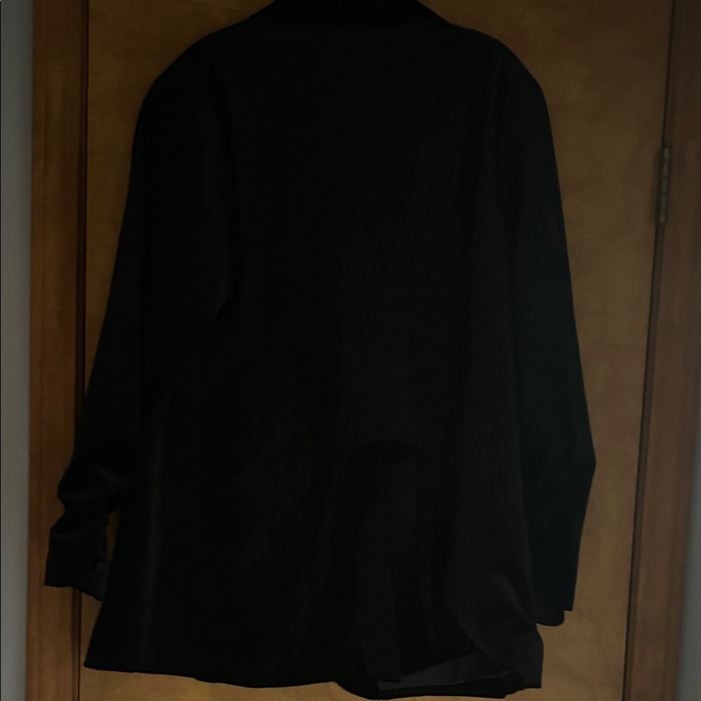 Universal Standard Black Velvet Blazer - Picture 2 of 6